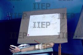 Educação : BR-SPIIEP_INF-EDP-DPS_EDU-046-03 [diapositivo]